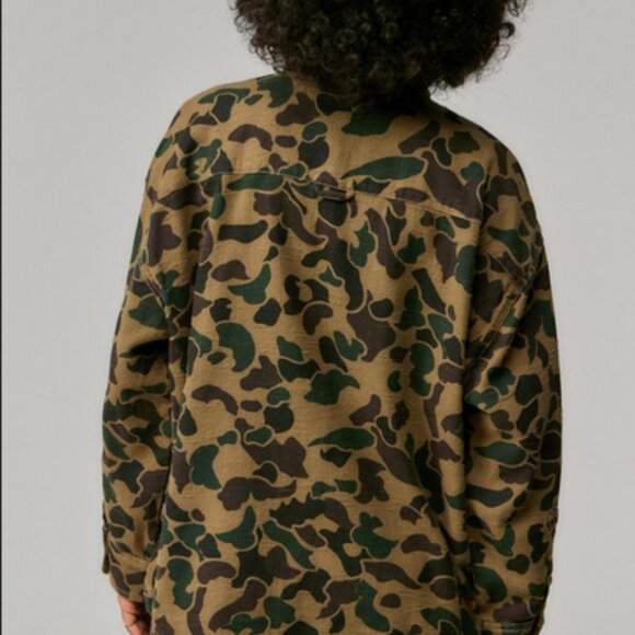 UO BDG Dani Oversized Flannel Shirt Green Camo Top New M - Picture 2 of 4